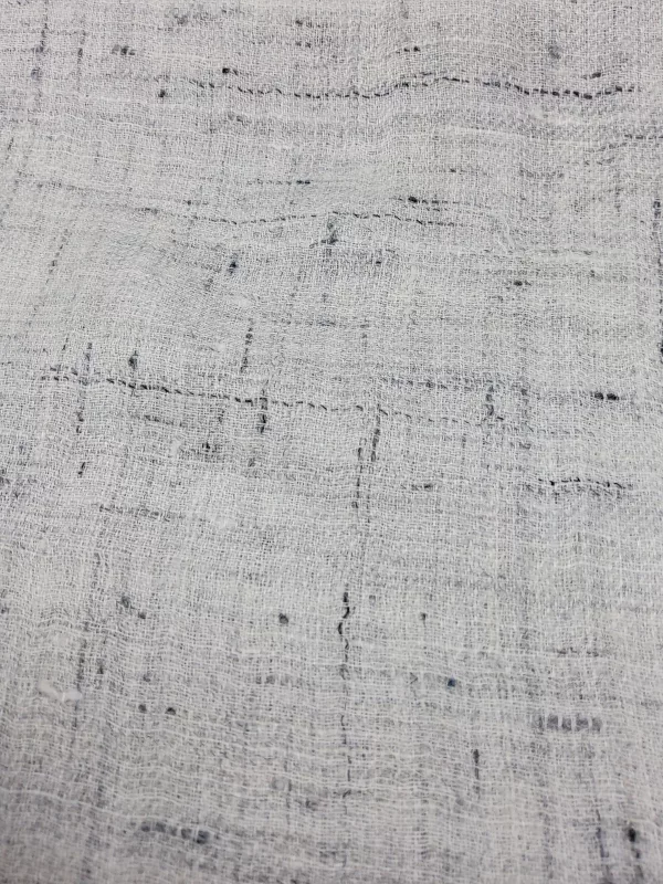 fine  woolen shawl made in Kashmir (India)